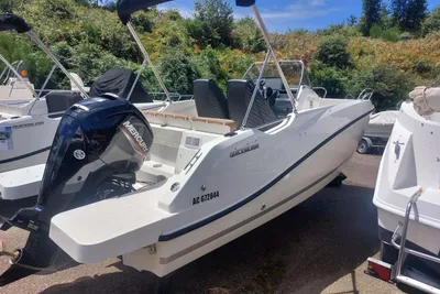 2023 Quicksilver Activ 555 Open
