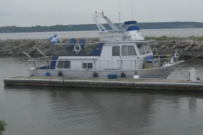 Custom 370 Alcan Cruising Houseboat