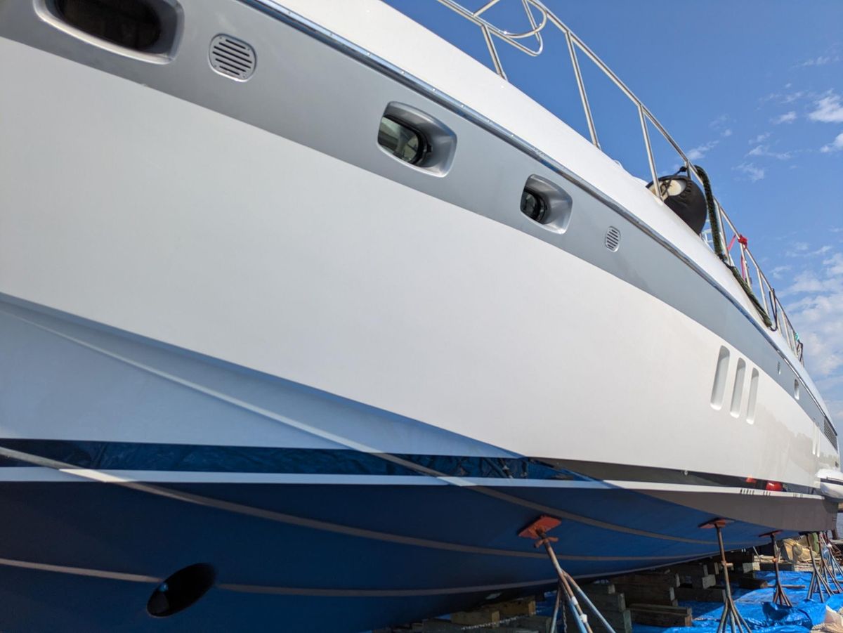 2010 Mangusta 72 