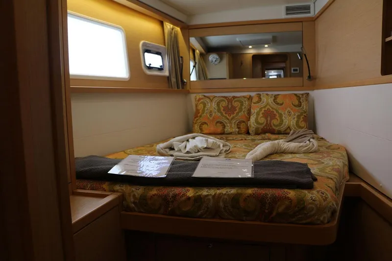 Rum Away Yacht Photos Pics 