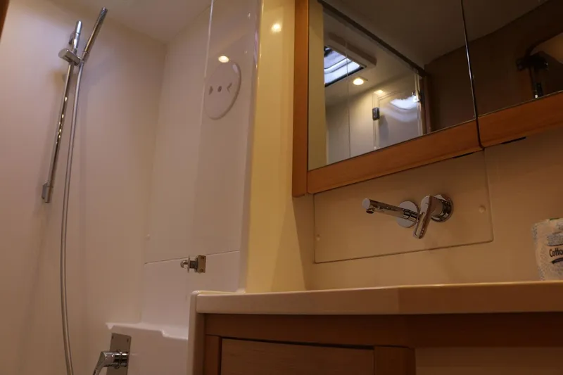 Rum Away Yacht Photos Pics 