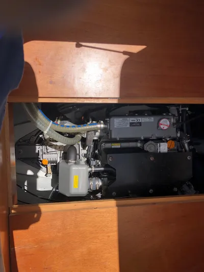 Rum Away Yacht Photos Pics 