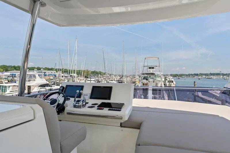 Lions Pride Yacht Photos Pics 