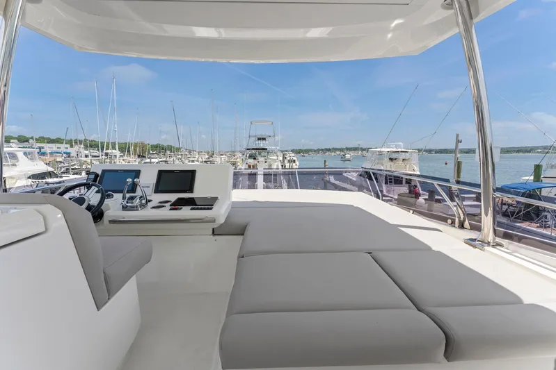 Lions Pride Yacht Photos Pics 