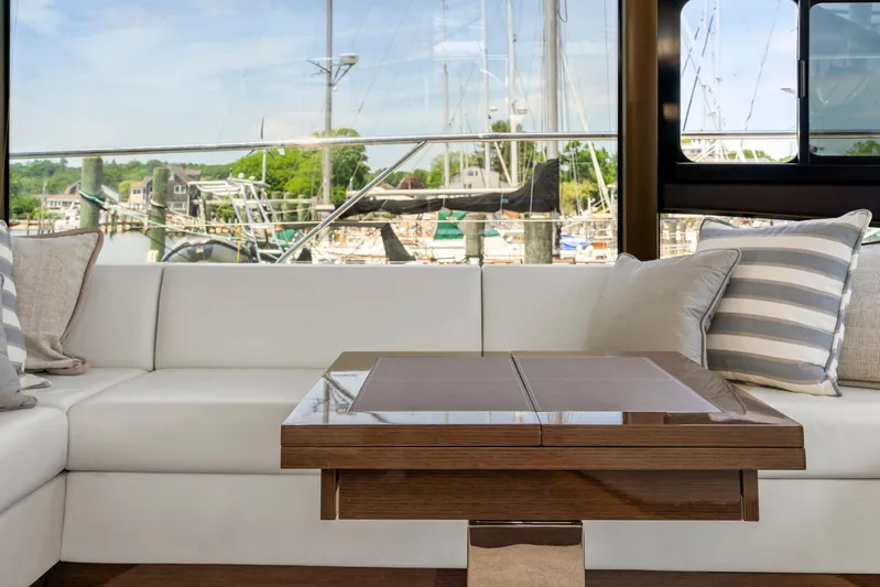 Lions Pride Yacht Photos Pics 