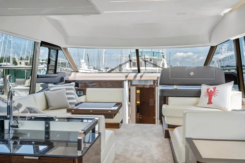 Lions Pride Yacht Photos Pics 