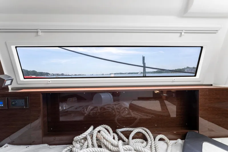 Lions Pride Yacht Photos Pics 