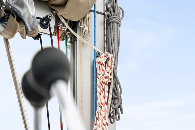 Cielo Yacht Photos Pics Close-up of sailing ropes on a 2023 Bali 4.2 yacht against a clear sky.