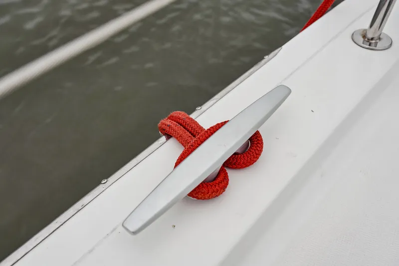 Cielo Yacht Photos Pics Red rope tied to cleat on Bali 4.2 boat, 2023 model.