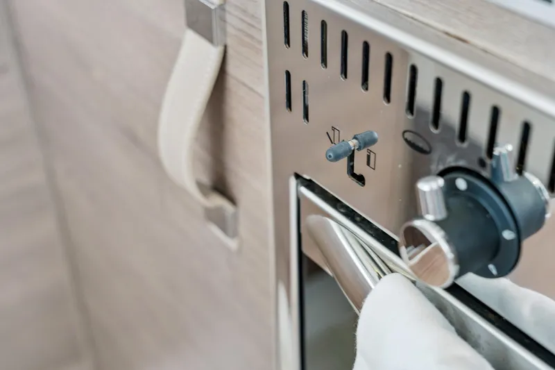 Cielo Yacht Photos Pics Close-up of a Bali 4.2 oven control panel, 2023 model, with handle and knobs.