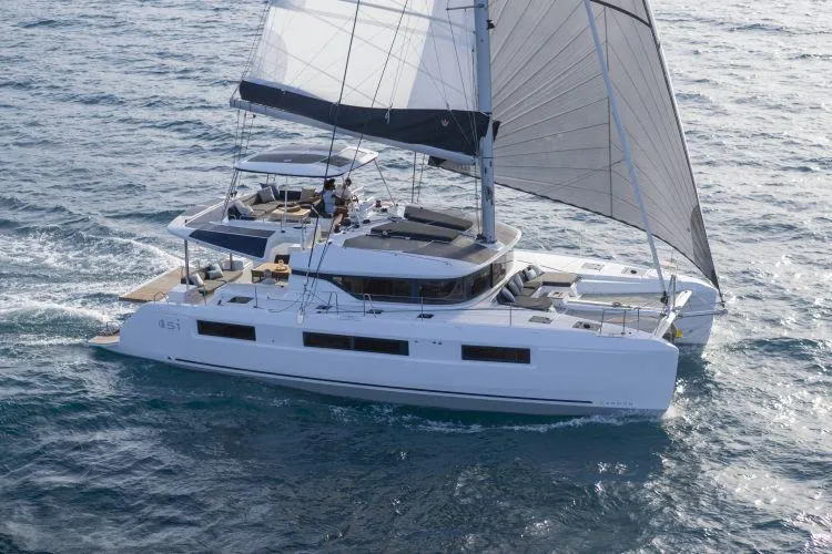  Yacht Photos Pics Manufacturer Provided Image