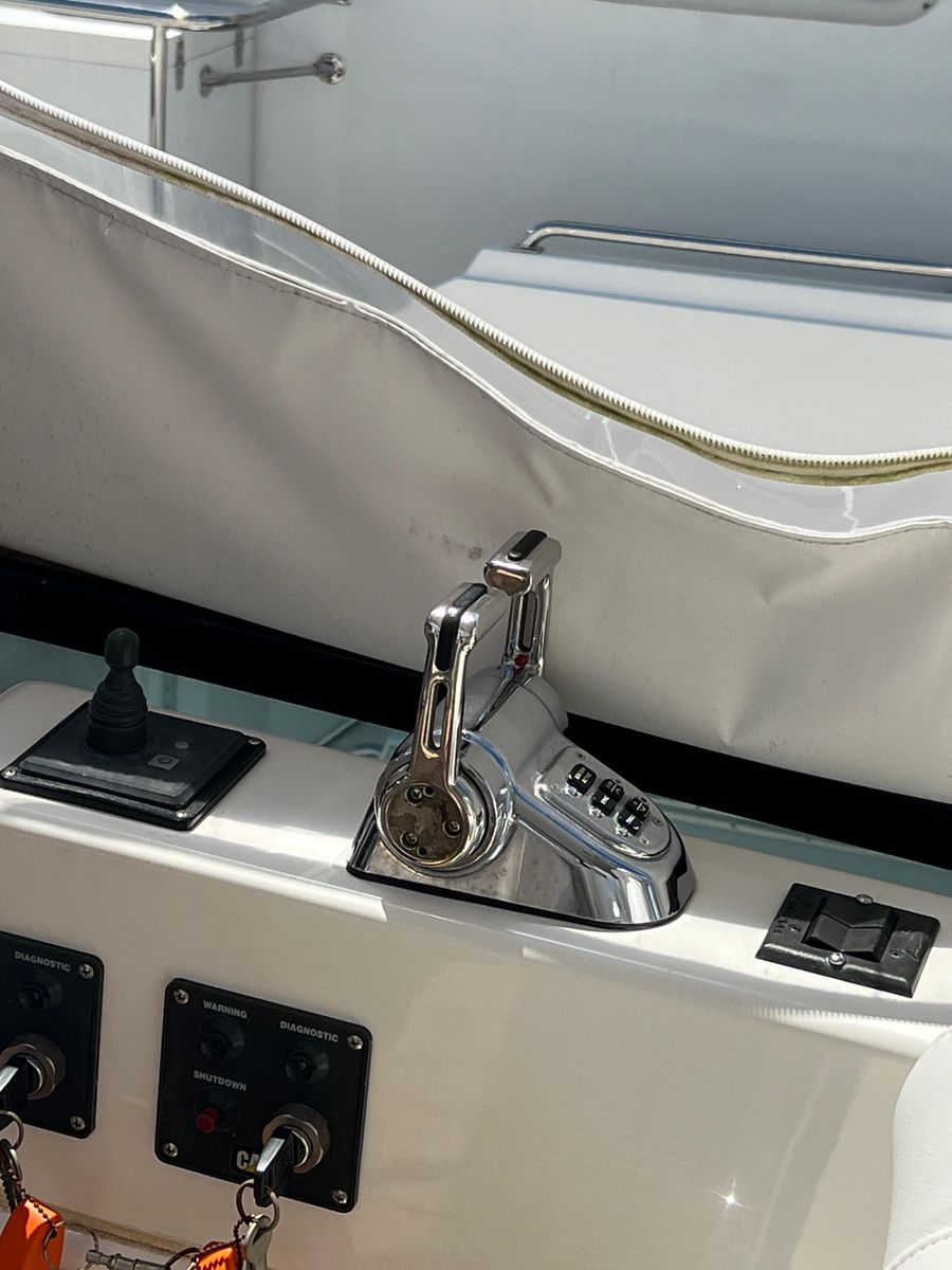 2005 Neptunus 62 