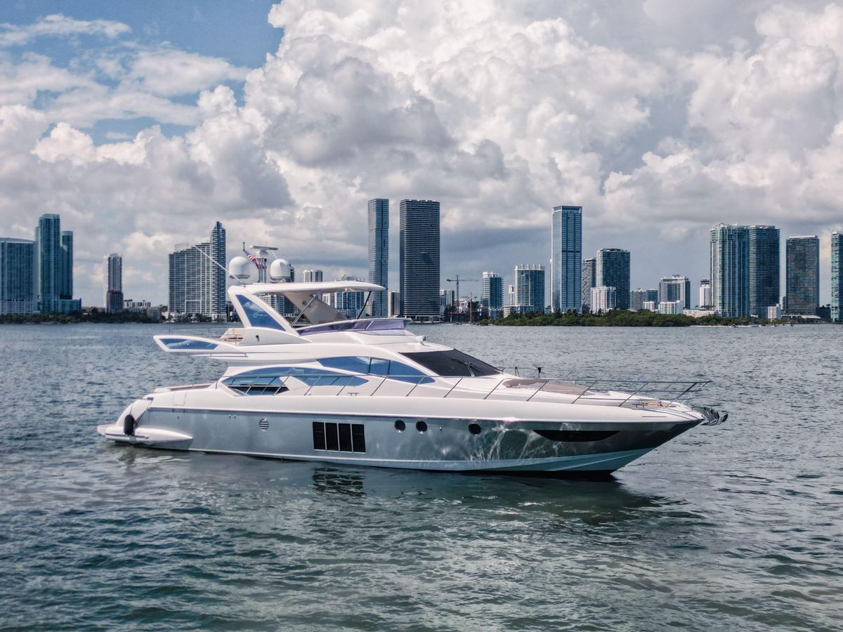 2016 Azimut 64 