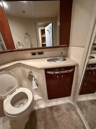 Essential Yacht Photos Pics 