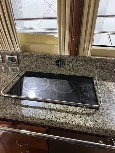 Essential Yacht Photos Pics 