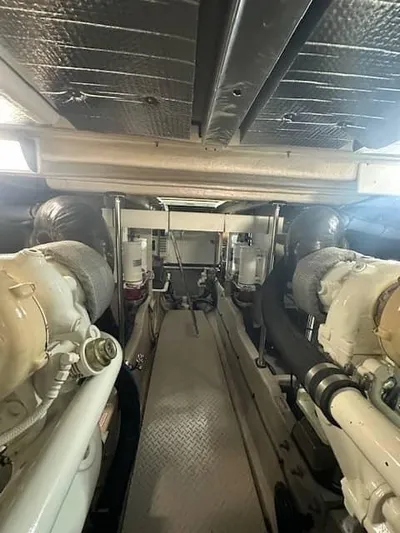 Essential Yacht Photos Pics 