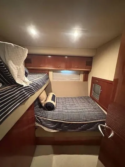 Essential Yacht Photos Pics 