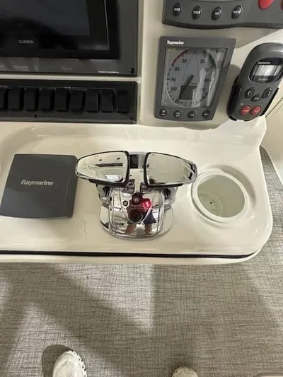 Essential Yacht Photos Pics 