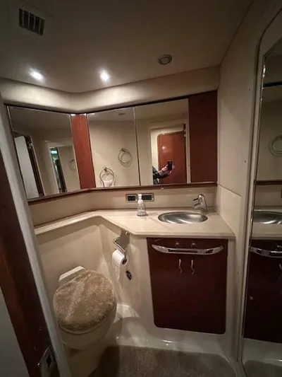 Essential Yacht Photos Pics 