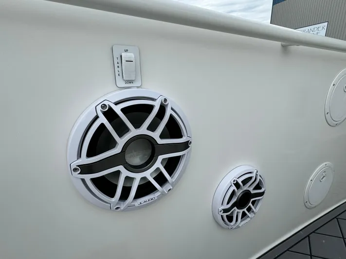  Yacht Photos Pics Close-up of Everglades 320CC 2008 boat speakers and control switch.