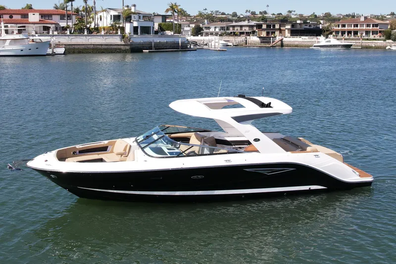Honey Yacht Photos Pics 