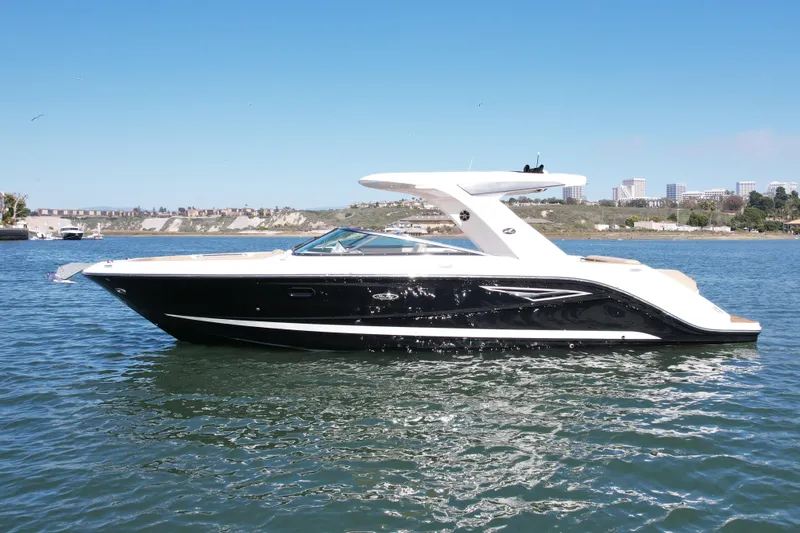 Honey Yacht Photos Pics 