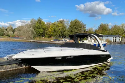2012 Crownline 325 SCR
