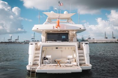 Yacht
