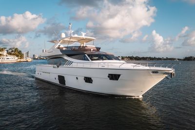 Yacht