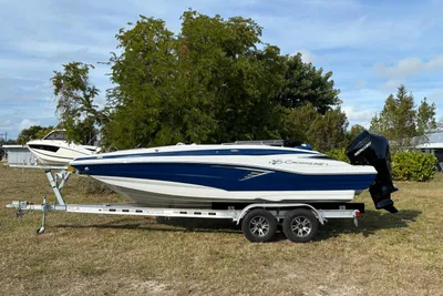 Crownline Eclipse E210 XS