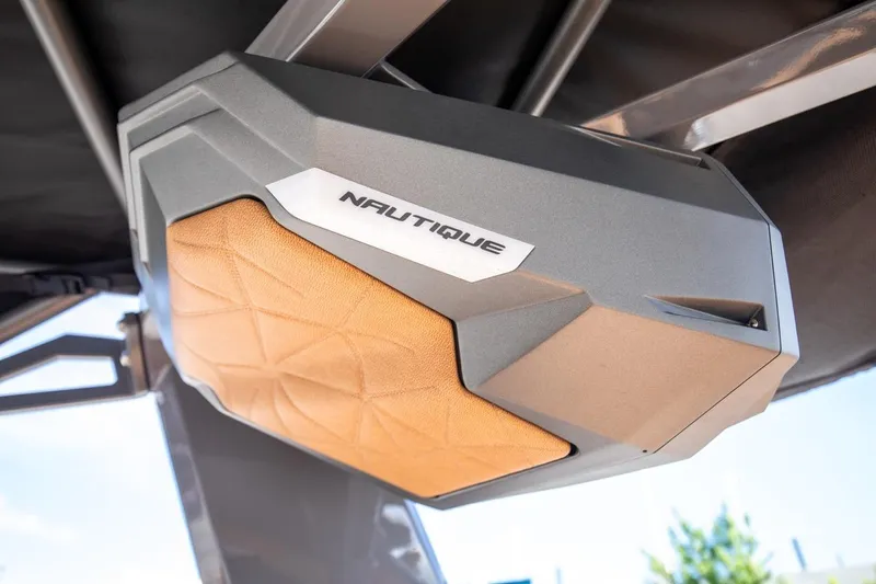  Yacht Photos Pics 2024 Nautique Super Air Nautique G23 Paragon speaker detail with modern design.