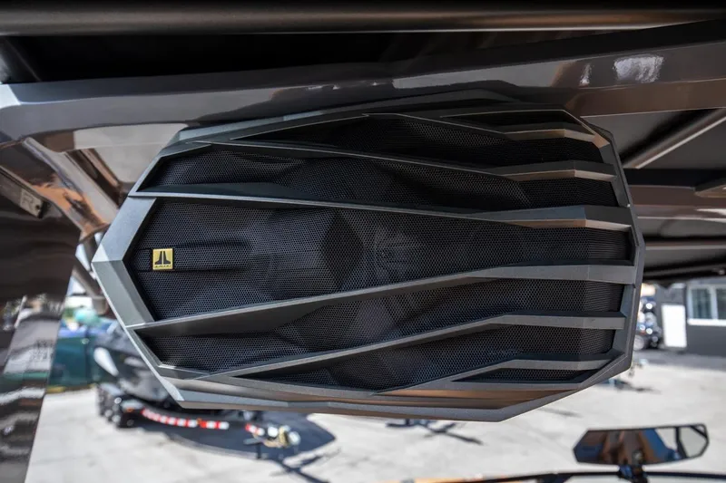  Yacht Photos Pics 2024 Nautique Super Air Nautique G23 Paragon speaker with sleek grille design.