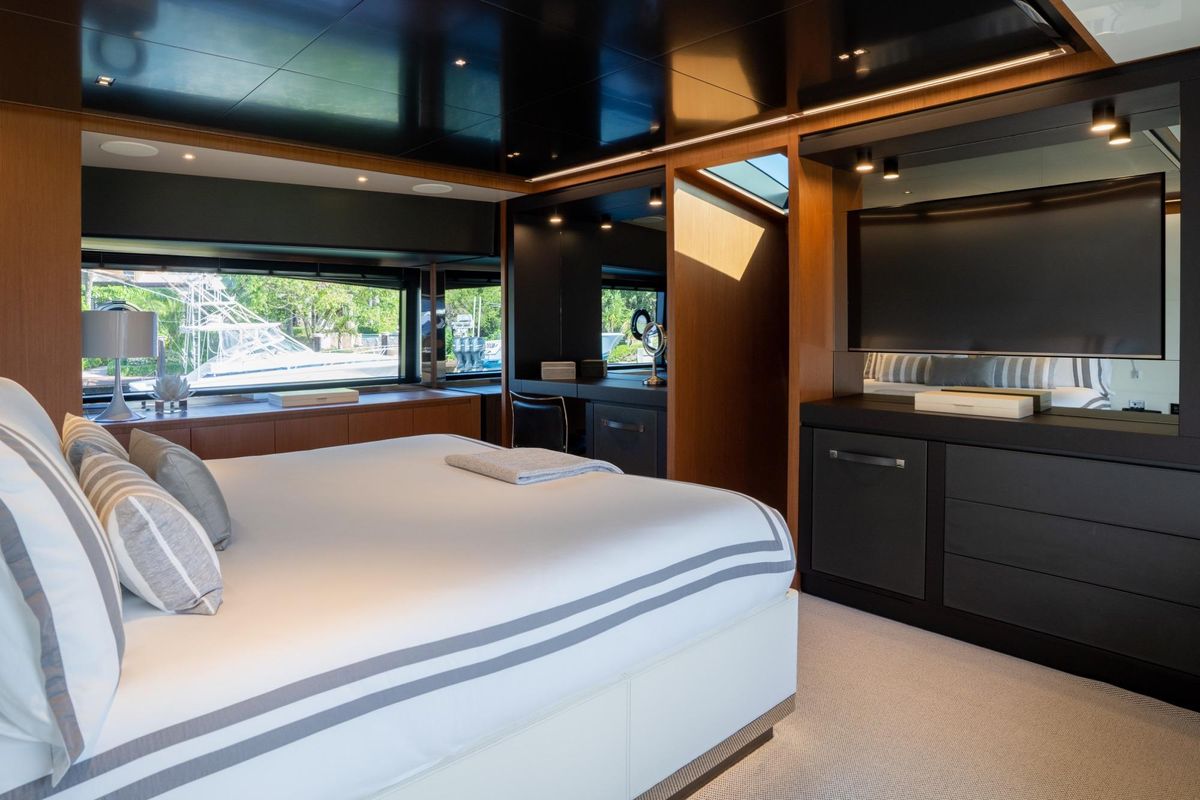 2019 Riva 90 