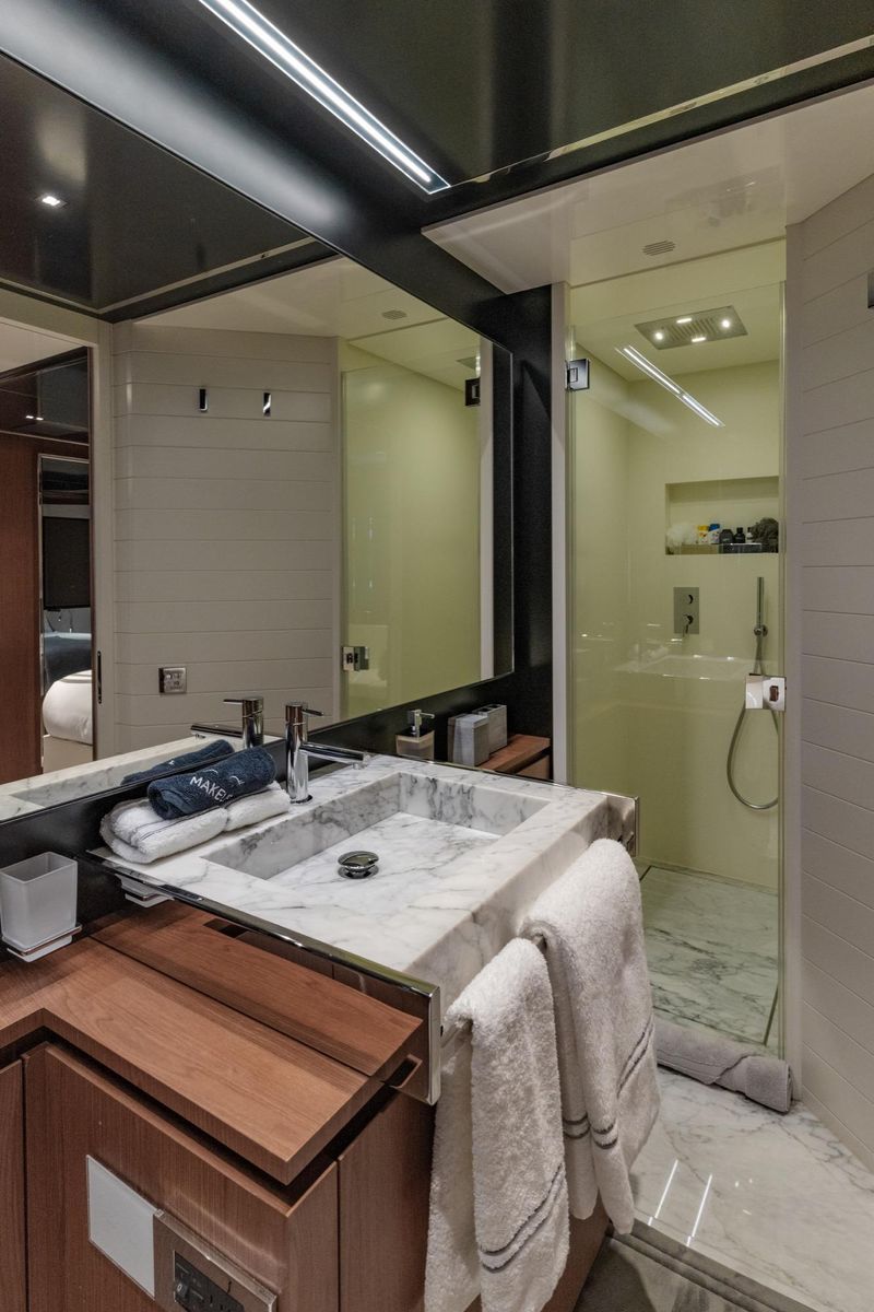 2019 Riva 90 
