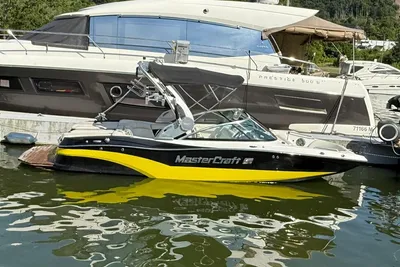 2016 MasterCraft XT20