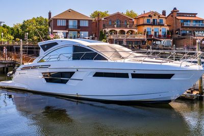 Yacht
