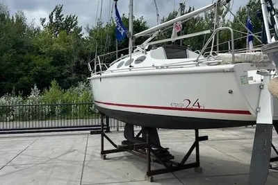 2003 Etap 24i