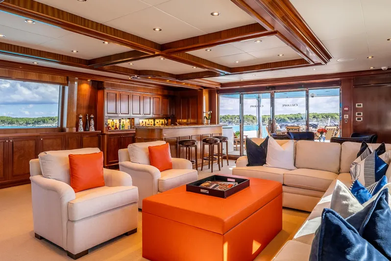 Calliope Yacht Photos Pics Luxurious Richmond Yachts 2007 interior with elegant seating, vibrant decor, and scenic ocean views.