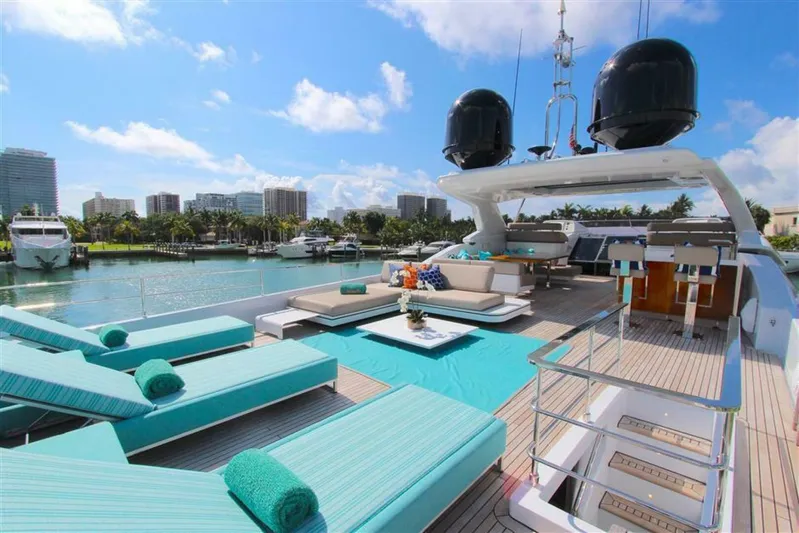 Chitochi Yacht Photos Pics CHITOCHI 108'  32m Custom Line-Sun Deck Lounge