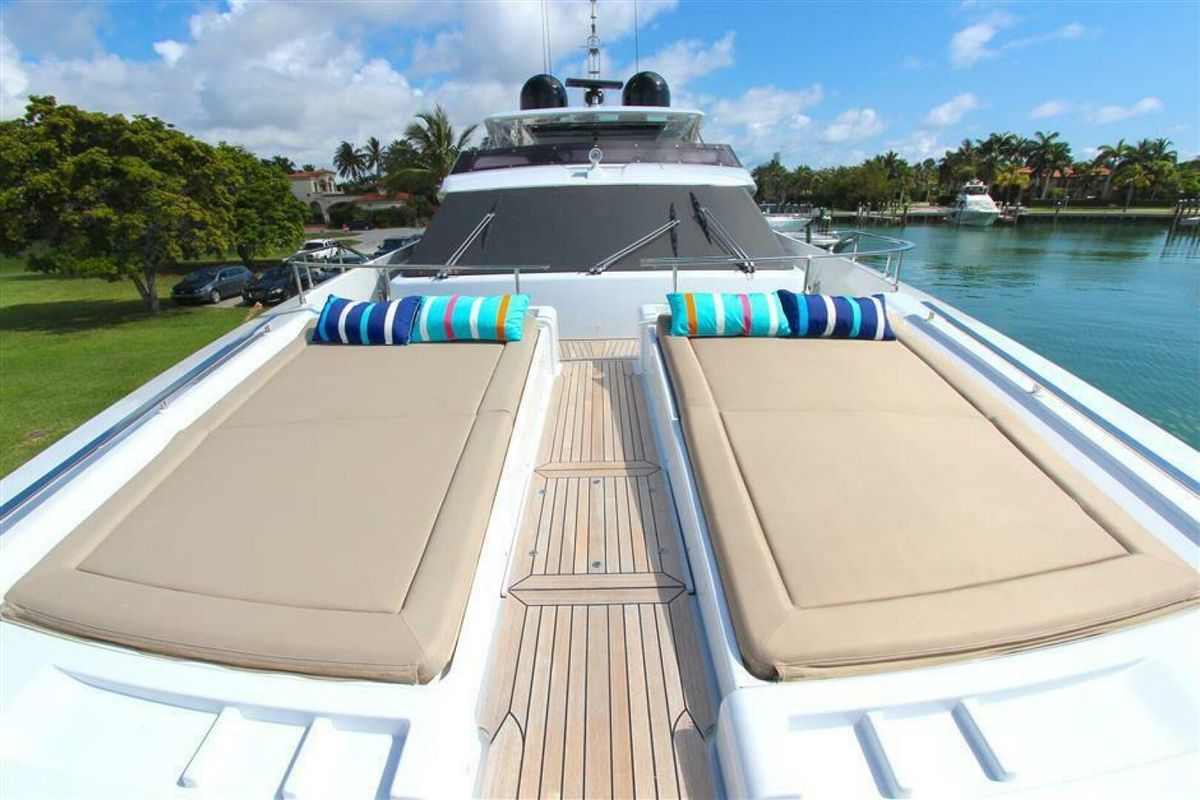 2016 Custom Line 108 