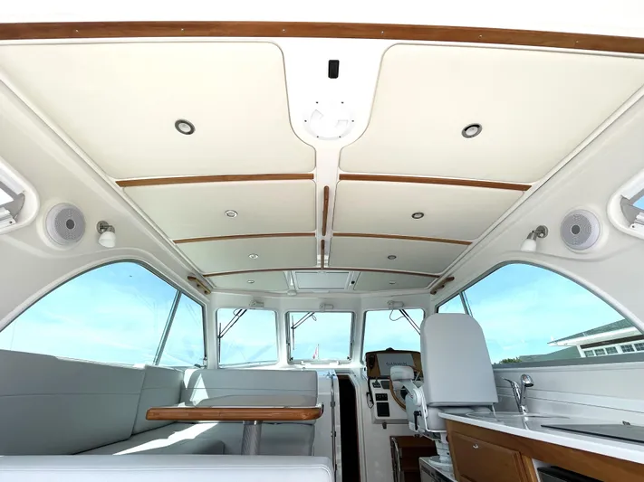 Belle In Hand Yacht Photos Pics 