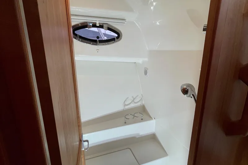 Belle In Hand Yacht Photos Pics 