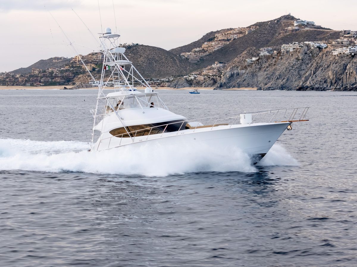 2010 Hatteras 60 