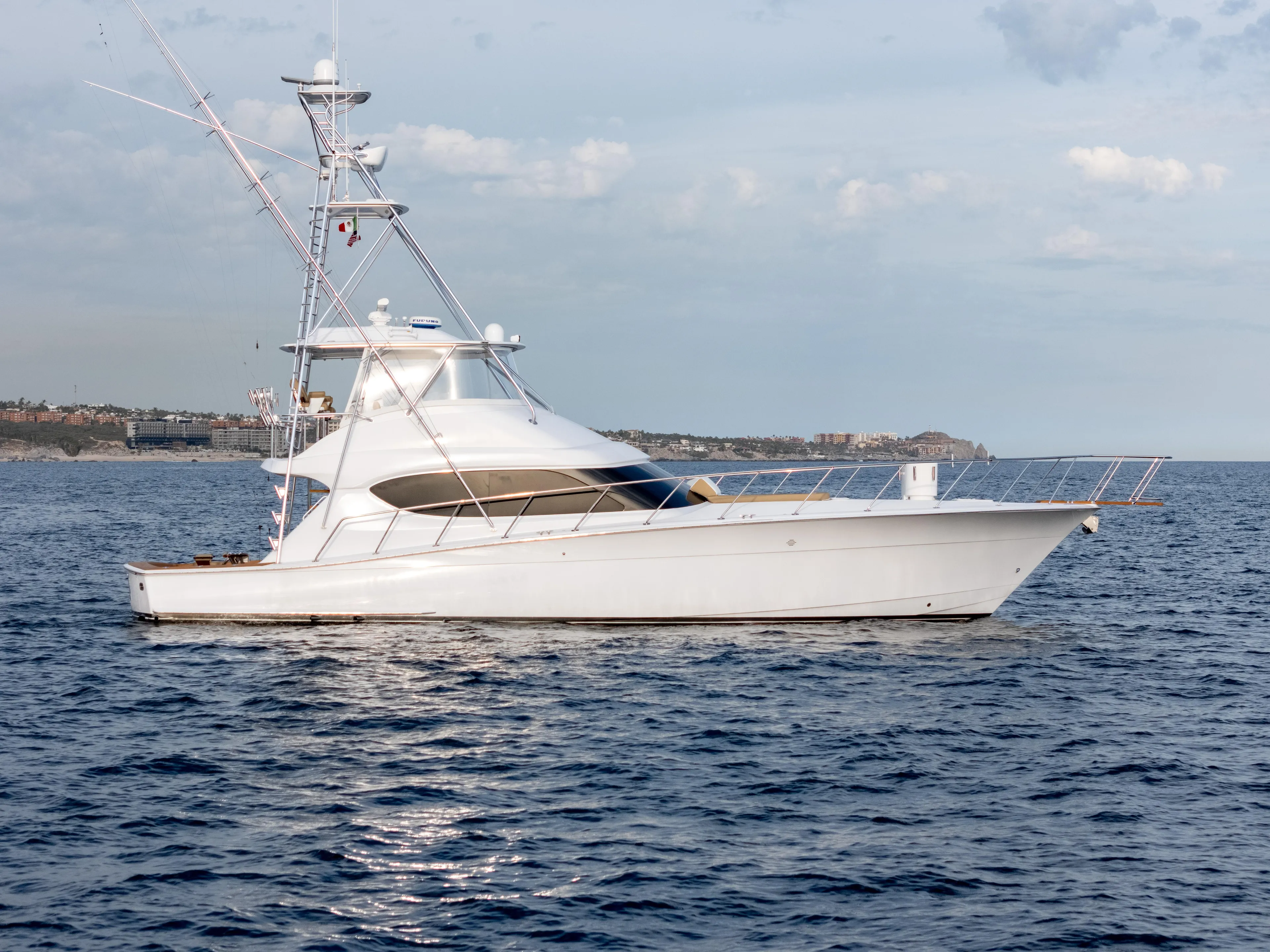 Baja Vida Yacht for Sale 60 Hatteras Yachts San Diego, CA