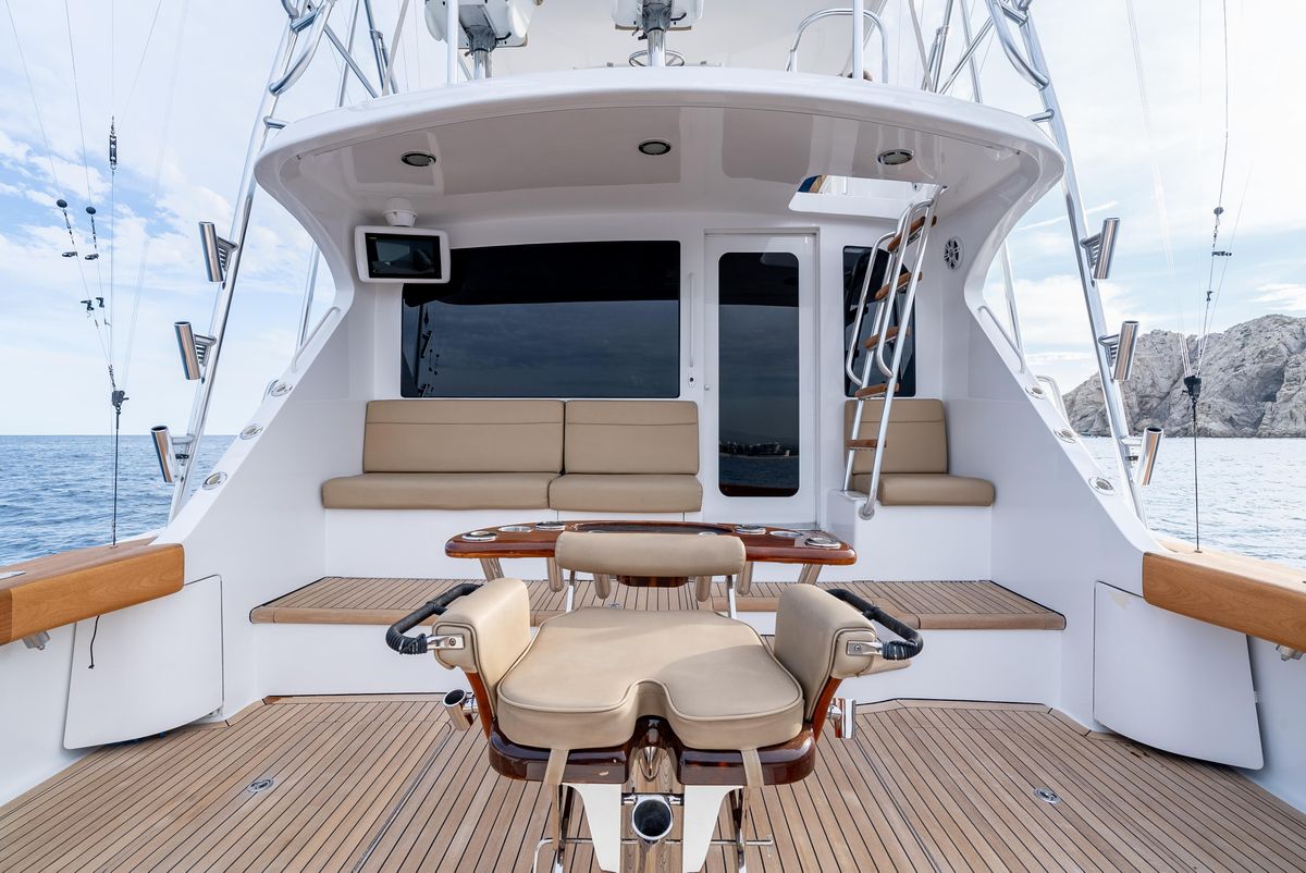 2010 Hatteras 60 