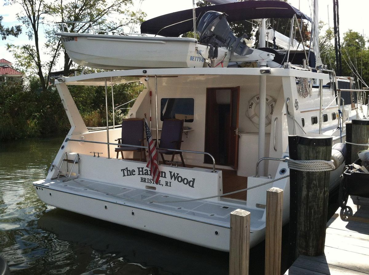 2010 Shannon 58 