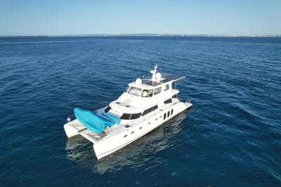PowerPlay Catamarans Power Cat