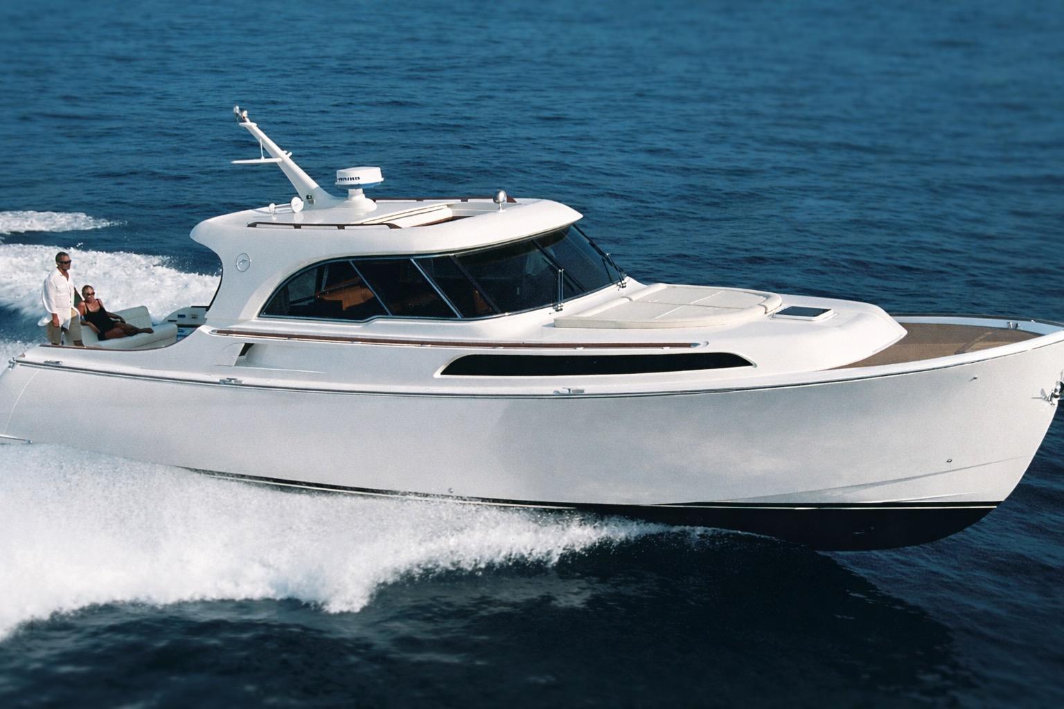 2005 Mochi Craft Dolphin 51