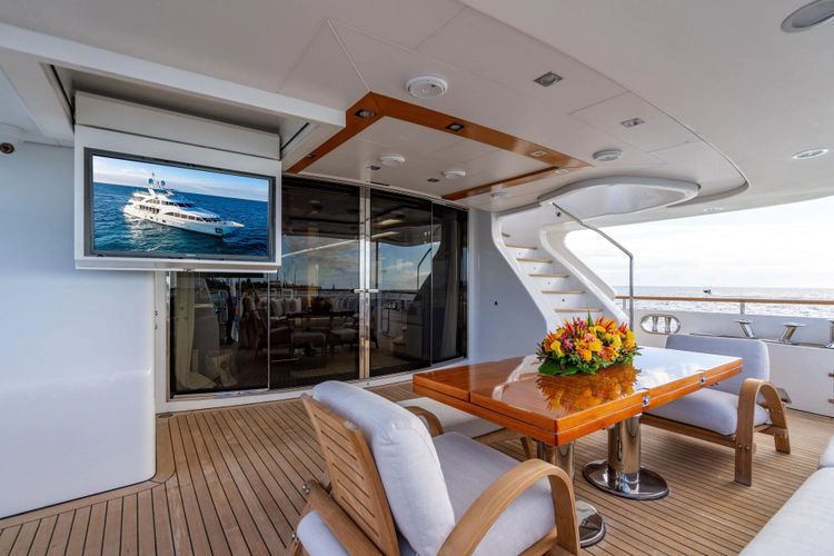 2011 Benetti 121 