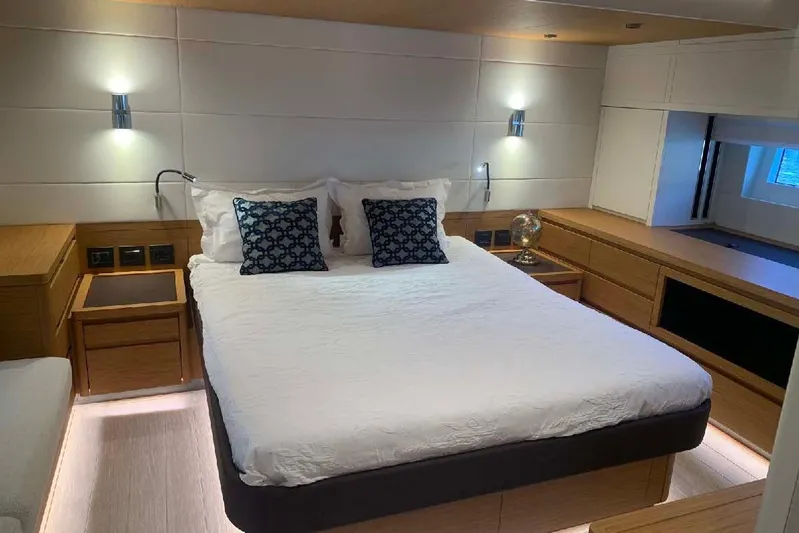 Pardo Endurance 60 Yacht Photos Pics Luxurious bedroom interior of 2023 Pardo Yachts E60, featuring modern design and elegant lighting.